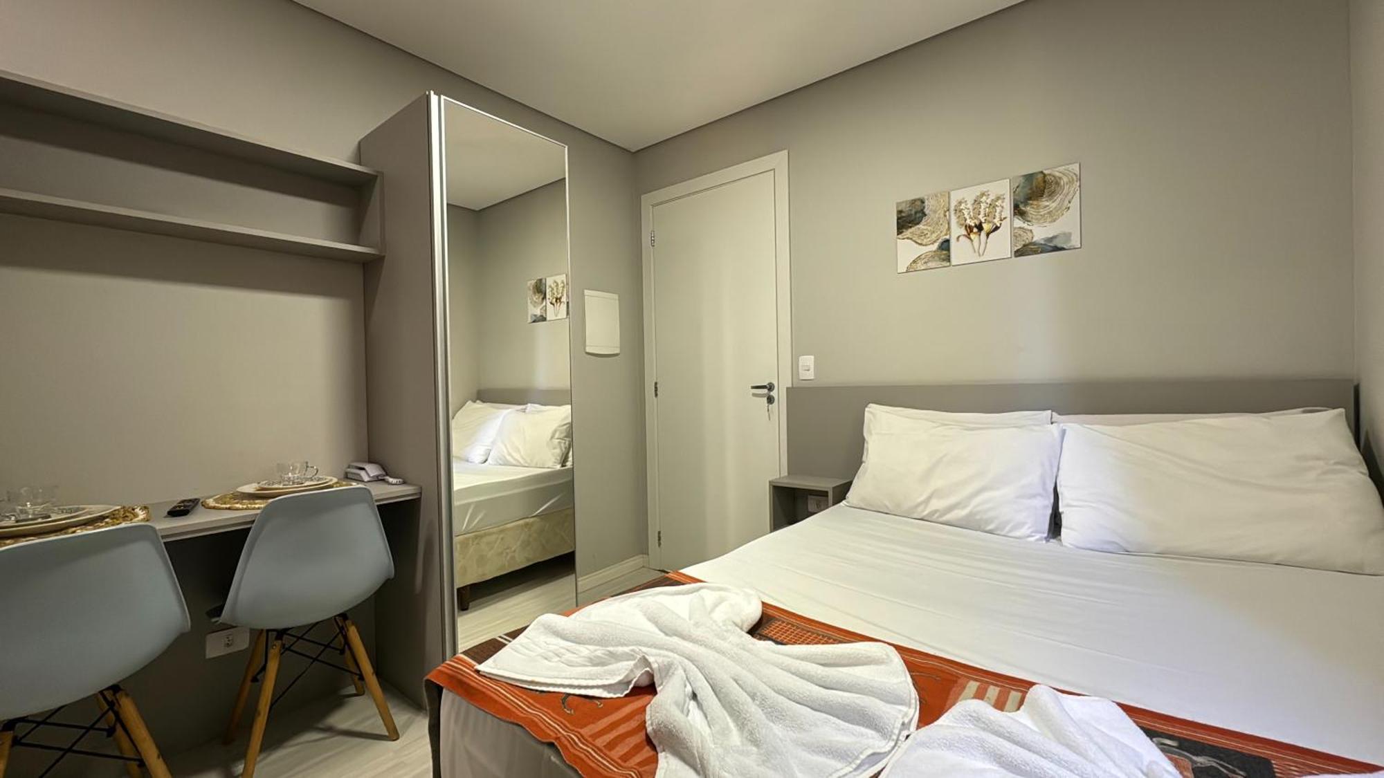 4- Studio Para Casal. Otima Localizacao Curitiba Eksteriør billede